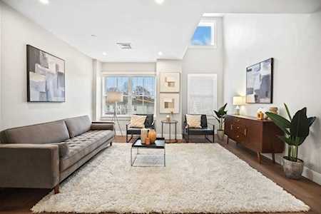 425 Lagrange Street #106 Boston, MA 02132