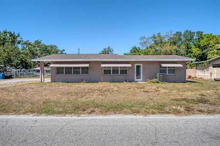 5810 17th St W Bradenton, FL 34207
