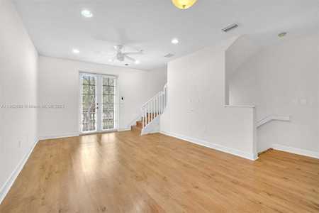 419 SW 147th Ave #108 Pembroke Pines, FL 33027