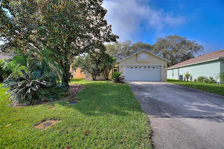 956 Old Cutler Rd Lake Wales, FL 33898
