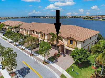 9615 Waterview Way #9615 Parkland, FL 33076