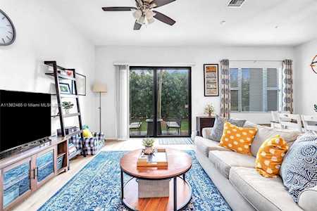 11607 SW 13th Dr #11607 Pembroke Pines, FL 33025