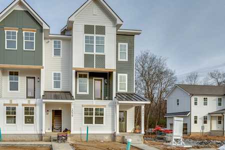 2027 Maple View Ln Nashville, TN 37207
