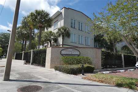 701 Mirror Lake Dr N #206 St. Petersburg, FL 33701