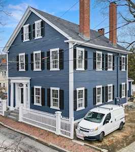 3 Federal Ct #1 Salem, MA 01970