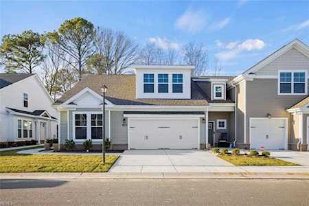 4648 Longleaf Place Chesapeake, VA 23321