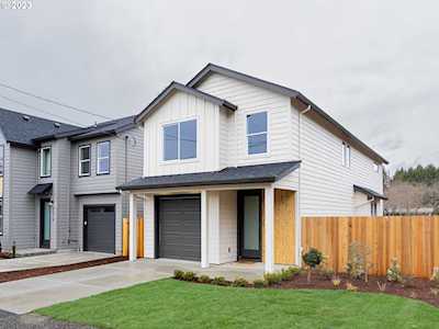2523 SE Pine LN Milwaukie, OR 97267