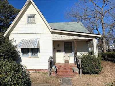2219 Danville St Hopewell, VA 23860