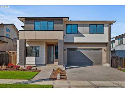 16403 SE Silver Creek Falls DR Happy Valley, OR 97086