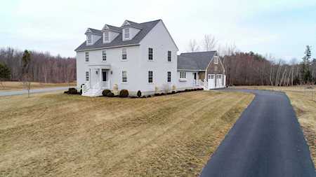 28 Shetland Rd Chester, NH 03036