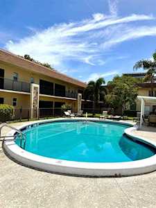 421 NE 1st Street #109 Hallandale Beach, FL 33009