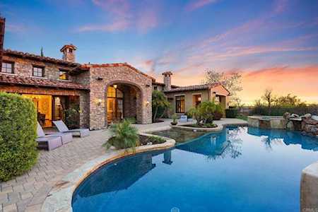 8046 Doug Hill San Diego, CA 92127