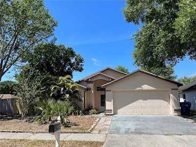 1745 Kettler Dr Lutz, FL 33559