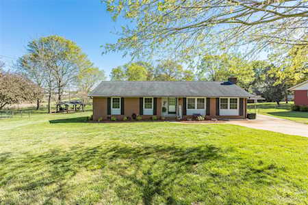 135 Midwood Ln Belmont, NC 28012
