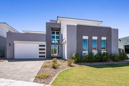 2936 S Sandstone Court Gilbert, AZ 85295