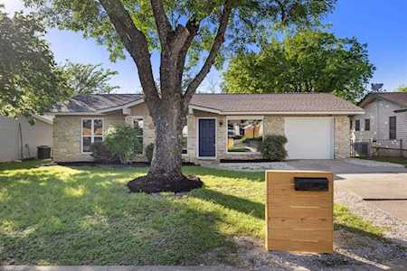 6910 Rufus DR Austin, TX 78752