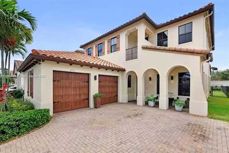 8352 NW 26th Ct Cooper City, FL 33024