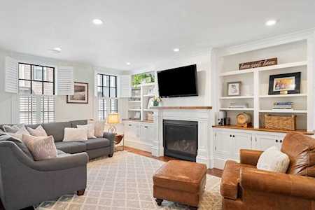 42 Green Street Boston, MA 02129