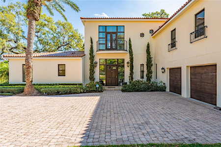466 Henkel CIRCLE Winter Park, FL 32789