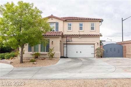 9395 Arrowhead Bluff Ave Las Vegas, NV 89149
