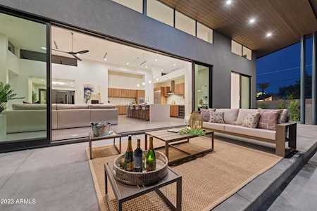 3331 N 61st Place Scottsdale, AZ 85251