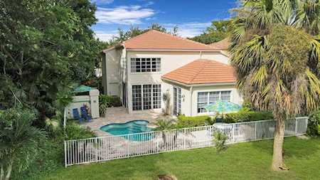 1 Via Verona Palm Beach Gardens, FL 33418