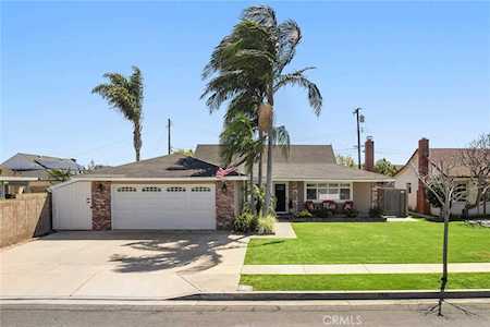 6062 Vane Circle Huntington Beach, CA 92647
