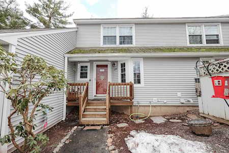 189 Winding Pond Rd Londonderry, NH 03053