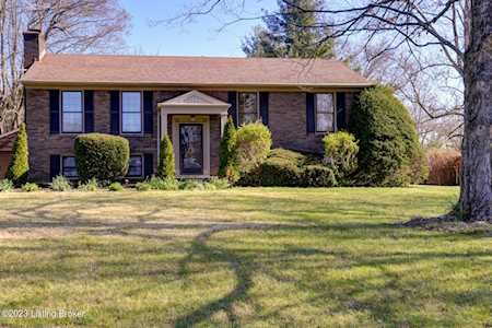 8515 Maple Ave Pewee Valley, KY 40056