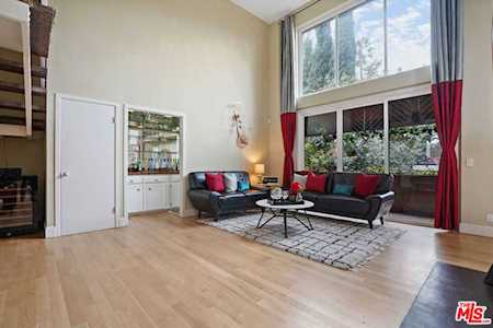 1557 S Beverly Glen Blvd #310 Los Angeles, CA 90024