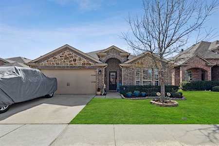 1104 Cheyenne Drive Aubrey, TX 76227