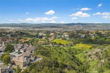 710 S Tourmaline Ct Anaheim Hills, CA 92807