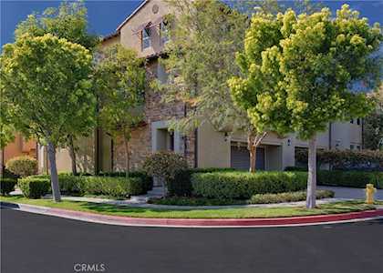 82 Gingerwood Irvine, CA 92603