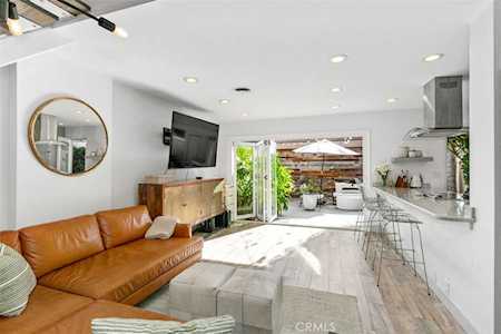 9801 Jamaica Circle Huntington Beach, CA 92646