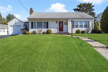 62 Baldwin Orchard Dr Cranston, RI 02920