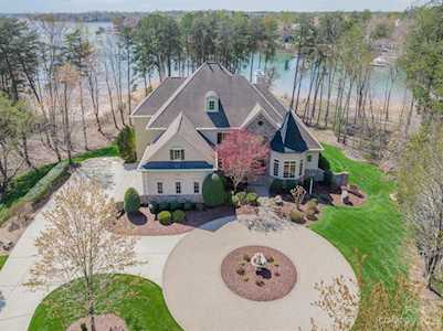113 Kent Ct Mooresville, NC 28117