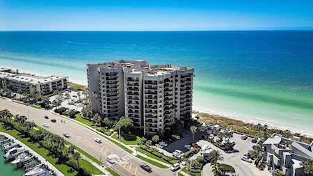 1660 Gulf Blvd #802 Clearwater, FL 33767