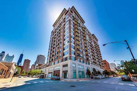 849 N Franklin St #1001 Chicago, IL 60610