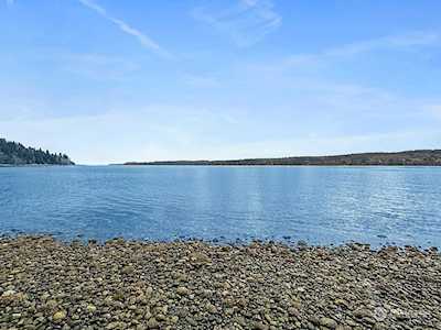 9102 SE Mcbreen Ln Port Orchard, WA 98367