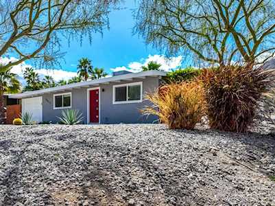 38025 Paradise Way Cathedral City, CA 92234