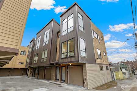 4921 39th Ave S Seattle, WA 98118