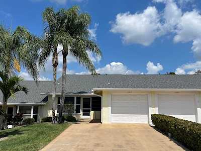10813 SE Sea Pines Circle Hobe Sound, FL 33455