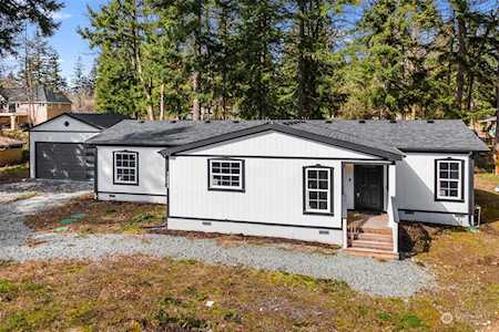 1225 128th St NW Tulalip, WA 98271