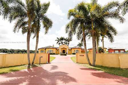 20970 SW 264th St Homestead, FL 33031