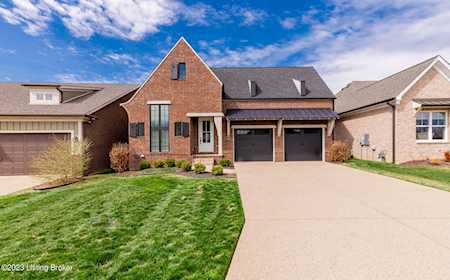 2321 Artisan Park Pl Fisherville, KY 40023