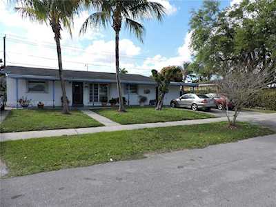 15000 Monroe St Miami, FL 33176