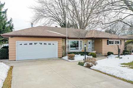 115 W Sunset Ave Appleton, Town of Grand Chute, WI 54911