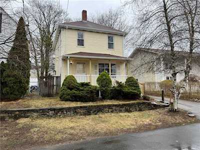 196 S Spruce St East Providence, RI 02914