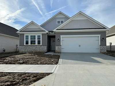 1239 Kinghorn Circle Grove City, OH 43123