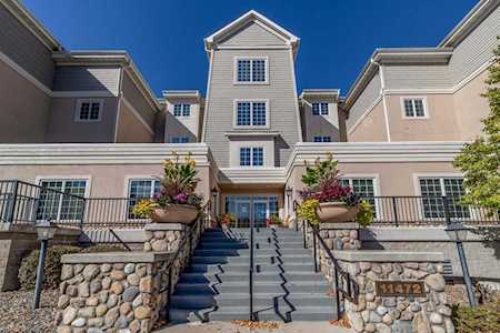 11484 Fairfield Road W #306 Minnetonka, MN 55305